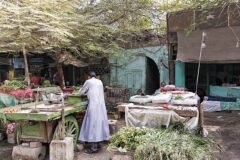 تباطؤ التضخم السنوي في مدن مصر إلى 13.9% في سبتمبر رغم قفزة أسعار الخضروات